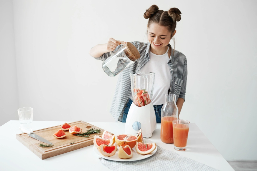 best blenders for smoothies 2026, top rated smoothie blenders, best high speed blender 2026, Vitamix vs Ninja smoothie, best personal blender 2026, Sarah Jenkins blender reviews