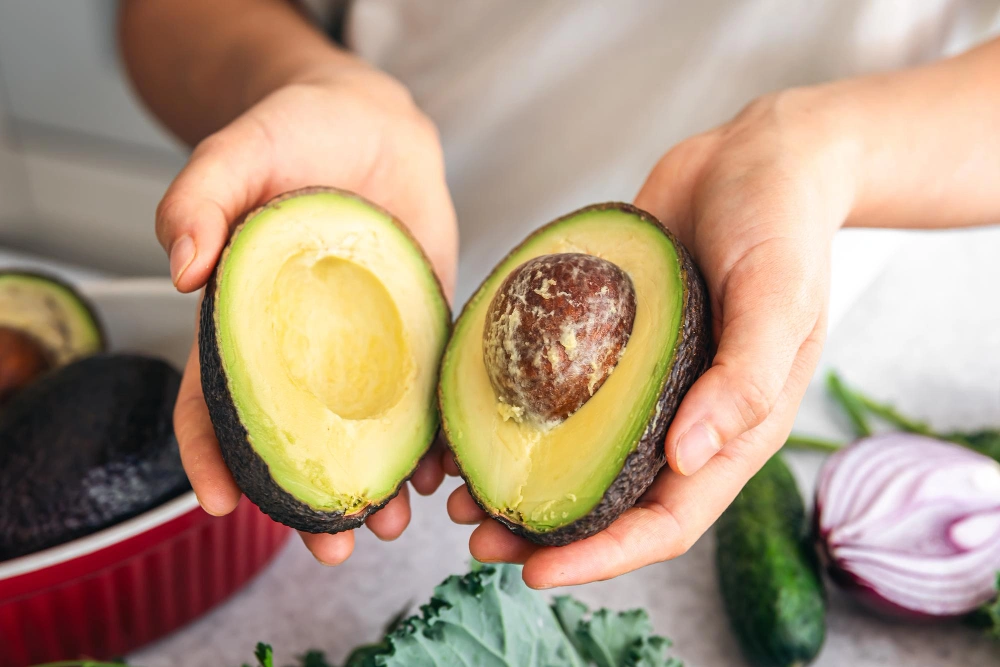 how to keep avocados fresh longer, prevent avocado from browning, store cut avocado 2026, keep guacamole green, avocado storage hacks, Sarah Jenkins food preservation tips