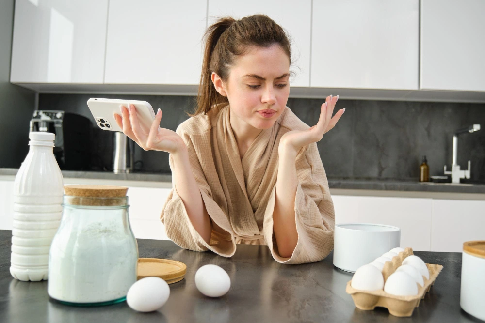 how to tell if eggs are bad, how to tell if eggs are fresh, float test for eggs, how long do eggs last in fridge, signs eggs are bad, egg freshness test 2026, Sarah Jenkins food safety