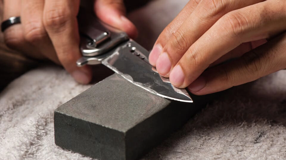 how to sharpen a knife, how to sharpen a kitchen knife, how to sharpen a knife with a whetstone, how to sharpen a knife at home, knife sharpening tips 2026, how to keep knives sharp